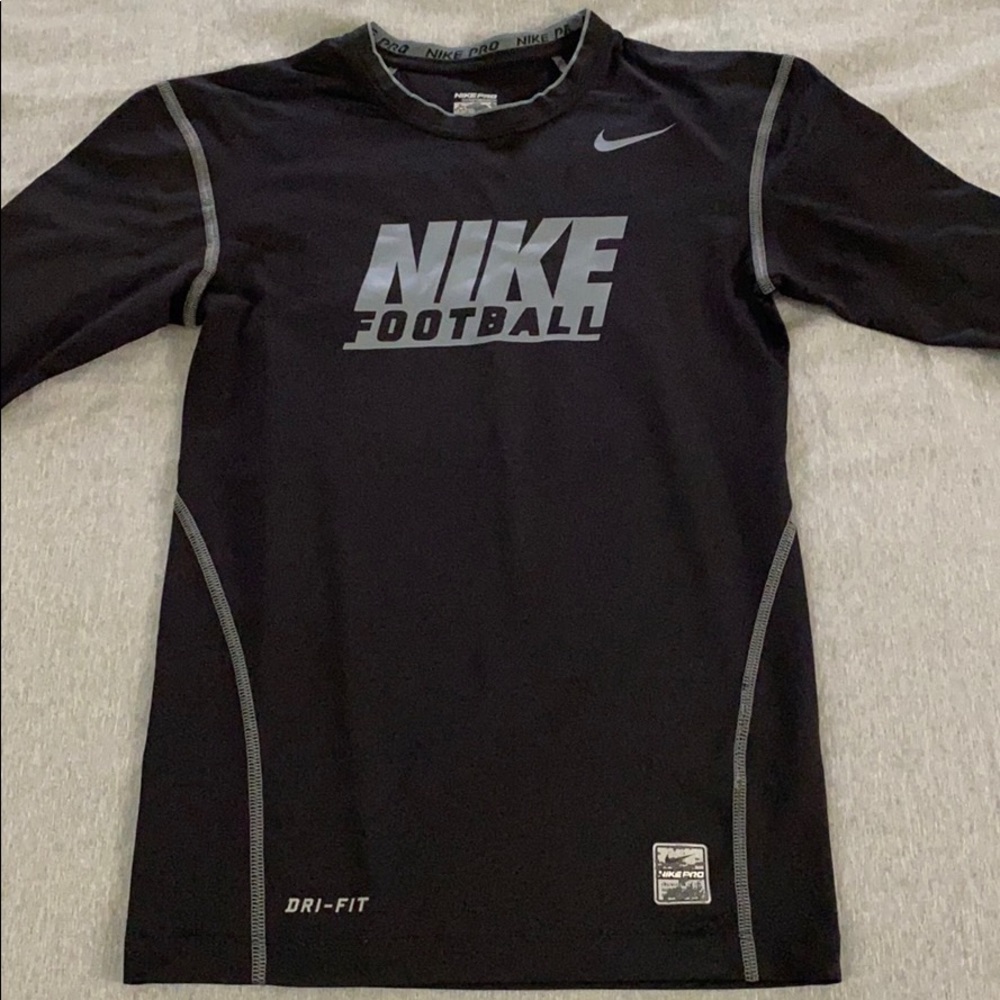 SALE 🔥Nike Pro compression top